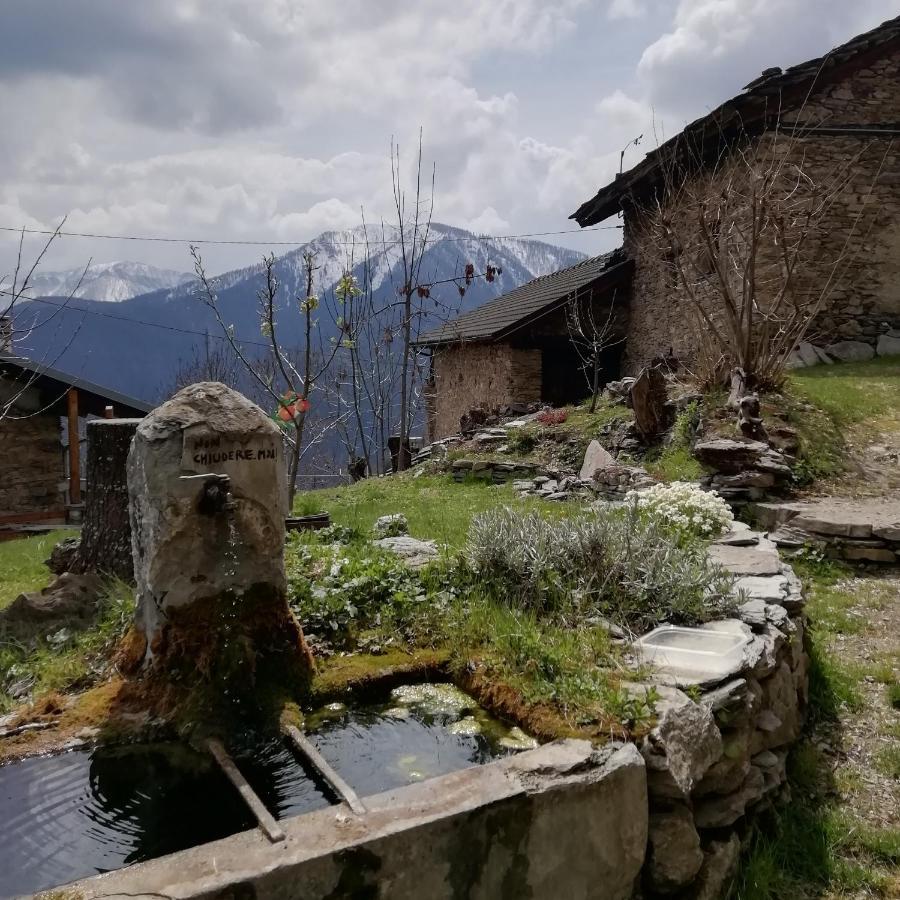 Stroppo Rota D'Amont B&B 외부 사진